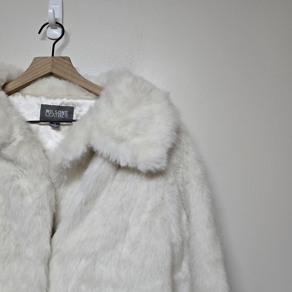 Luxury Wilson Leather White Faux Fur Designer Plush Coat‎ Jacket Sz M NWT - Picture 2 of 8